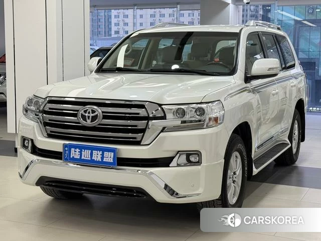 Toyota Land Cruiser (imported) 2018 Белый из Китая, фото 6
