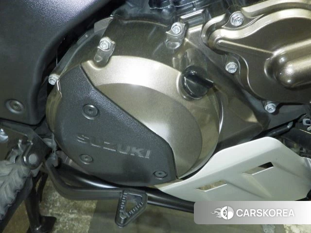 Suzuki V-STROM 1050XT id 3947240 из Японии 6