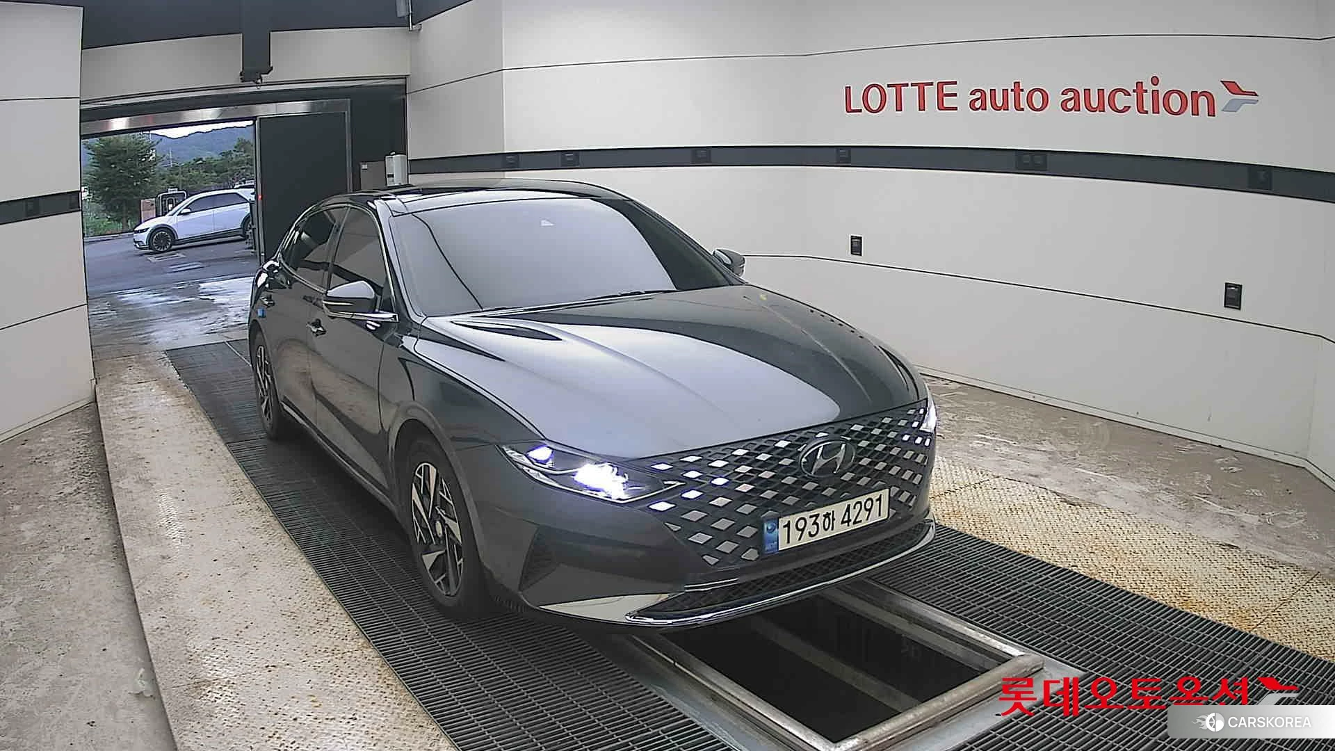 Hyundai Grandeur Hybrid 2022 Nocturne Grey Metallic из Кореи, фото 6