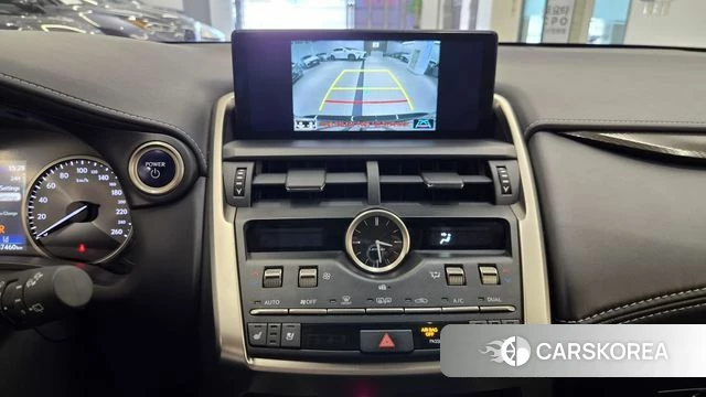 Lexus NX300h 2021 Черный из Кореи, фото 6
