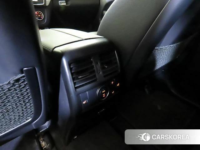 Mercedes-Benz GLE - Class W166 2018 Белый из Кореи, фото 6