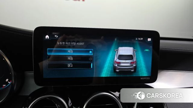 Mercedes-Benz GLC-Class X253 2021 Белый из Кореи, фото 6
