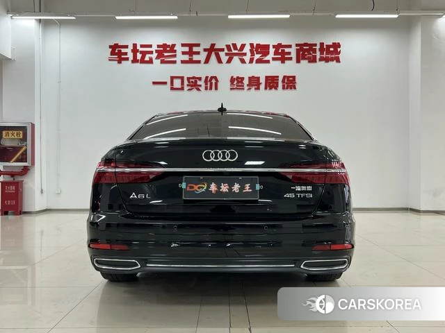 Audi A6L 2021 Черный из Китая, фото 6