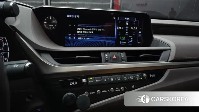 Lexus ES300h 7th generation 2019 Белый из Кореи, фото 6