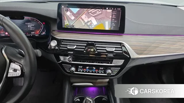 BMW 5 Series (G30) 2022 Белый из Кореи, фото 6