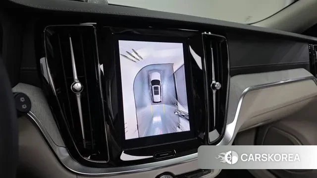 Volvo V60 Cross-Country 2nd Generation 2024 Белый из Кореи, фото 6