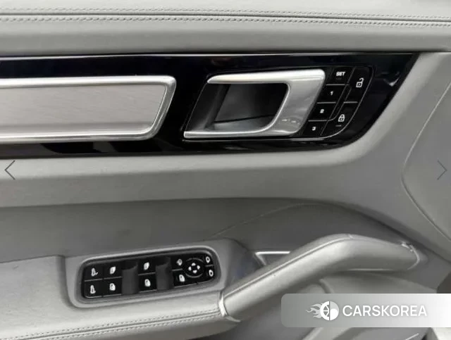 Porsche Cayenne (PO536) 2021 Серый из Кореи, фото 6