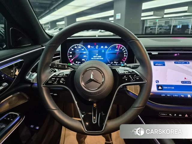 Mercedes-Benz E-Class W214 2025 Черный из Кореи, фото 6