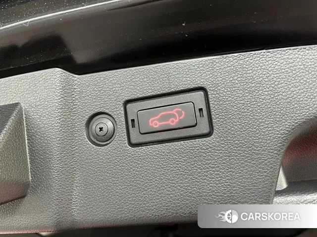 Ssangyong Torres 2022 Черный из Кореи, фото 6