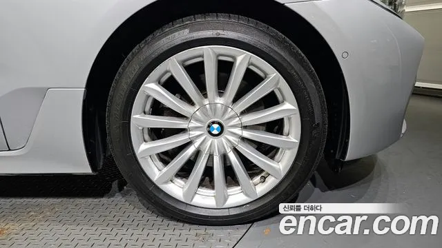 BMW 6 Series GT (G32) 2019 Серебристо-серый из Кореи, фото 6