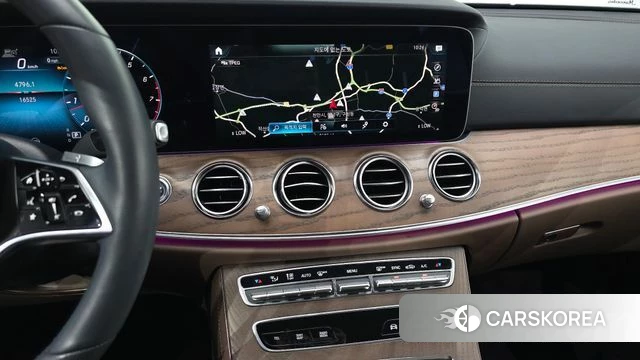 Mercedes-Benz E-Class W213 2023 Белый из Кореи, фото 6