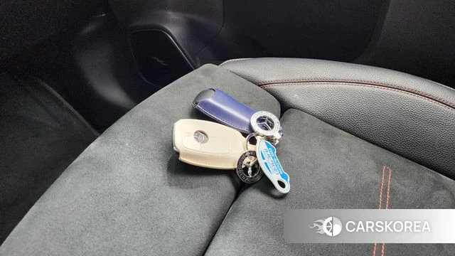 Mercedes-Benz EQB X243 2024 Белый из Кореи, фото 6