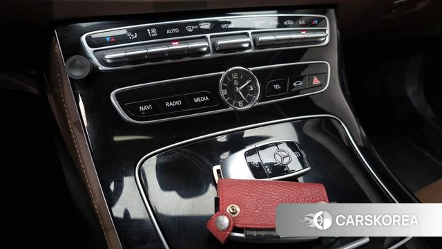 Mercedes-Benz E-Class W213 2019 Белый из Кореи, фото 6