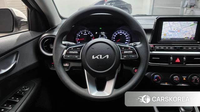 Kia The New K3 2nd generation 2022 Белый из Кореи, фото 6