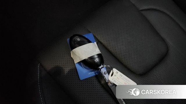Hyundai The New Avante (CN7) 2023 Небесно-голубой из Кореи, фото 6