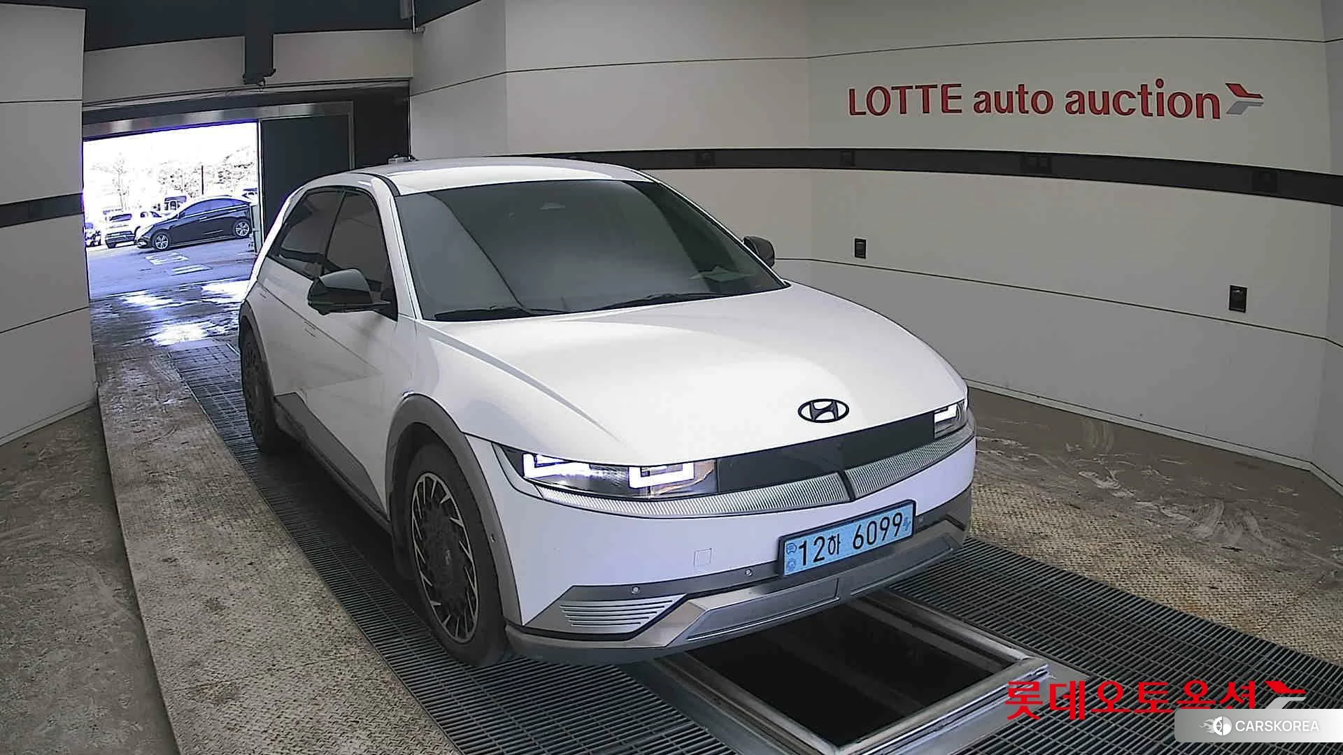 Hyundai IONIQ 5 2022 Atlas White из Кореи, фото 6