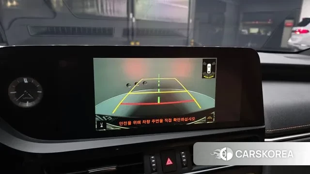 Lexus ES300h 7th generation 2023 Черный из Кореи, фото 6