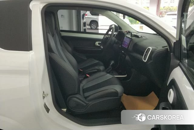 Roewe CLEVER 2022 Белый из Китая, фото 6