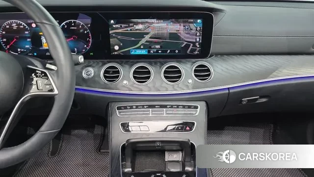 Mercedes-Benz E-Class W213 2023 Белый из Кореи, фото 6