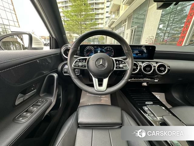 Mercedes-Benz Class A 2021 Белый из Китая, фото 6