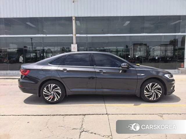 Volkswagen Sagitar 2021 Темно-серый из Китая, фото 6