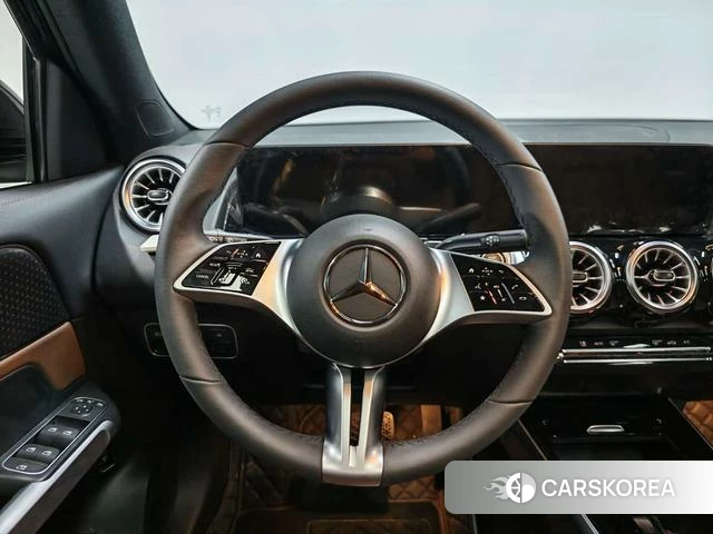Mercedes-Benz GLB 2025 Черный из Китая, фото 6