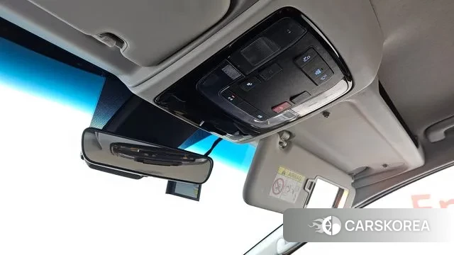 Hyundai Staria 2022 Желтый из Кореи, фото 6