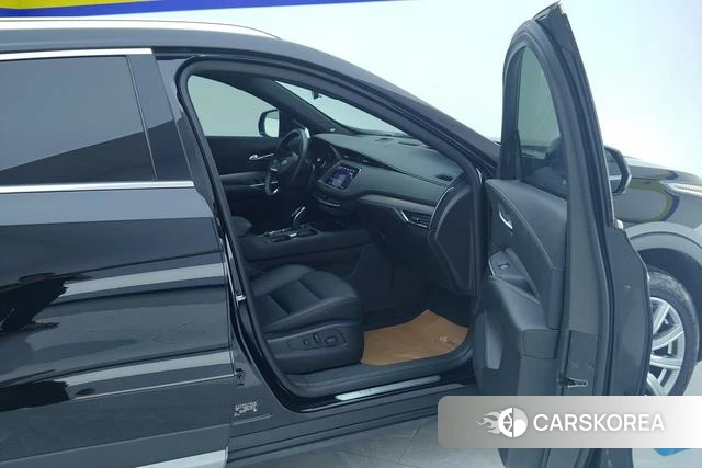 Cadillac XT4 2022 Черный из Китая, фото 6