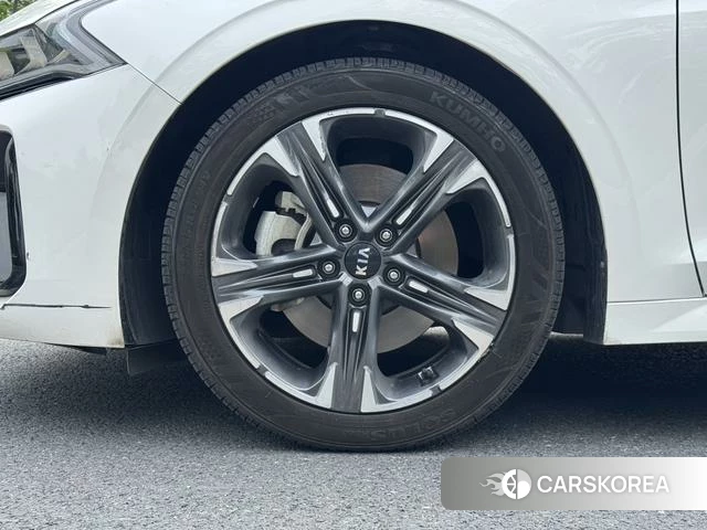 Kia K5 2020 Белый из Китая, фото 6