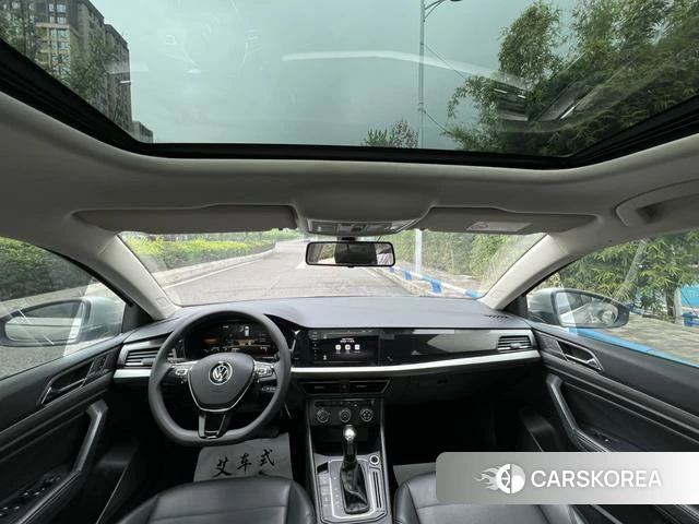 Volkswagen Lavida 2021 Серебристо-серый из Китая, фото 6