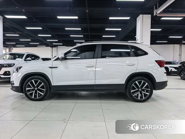 Skoda Komick 2022 Белый из Китая, фото 6