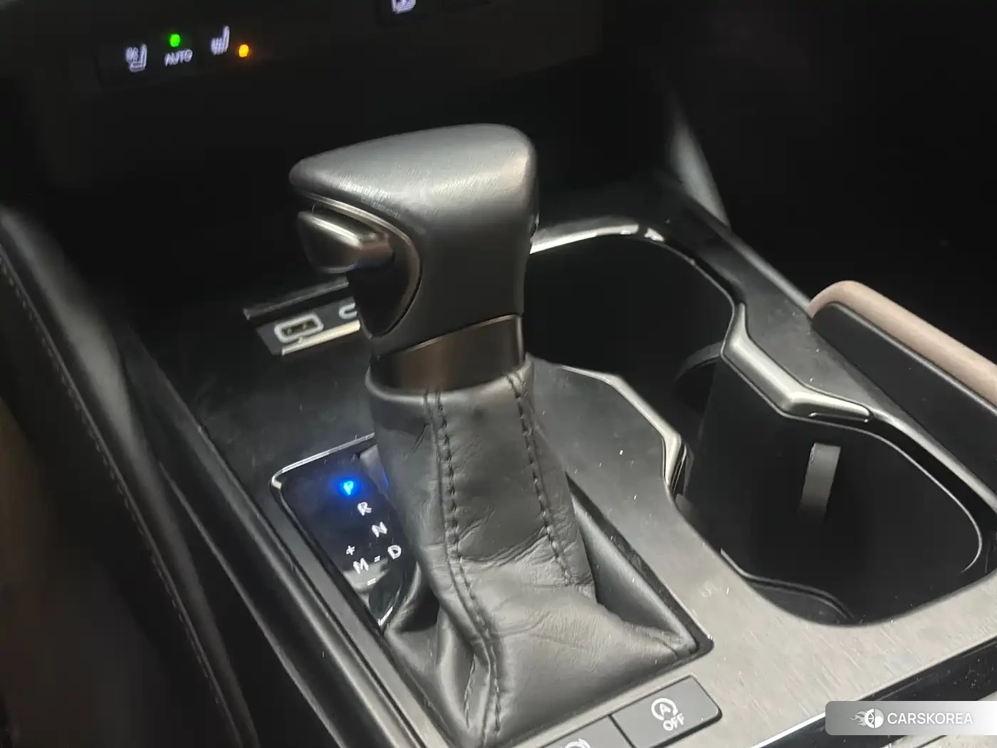 Lexus ES 2023 Белый из Китая, фото 6