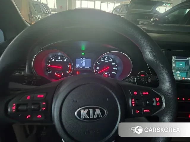 Kia The New Carnival 2018 Серебряный из Кореи, фото 6