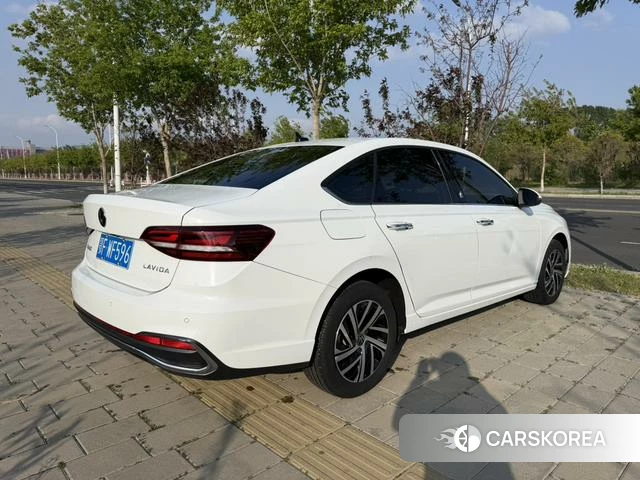 Volkswagen Lavida 2023 Белый из Китая, фото 6