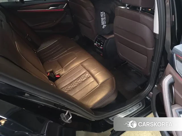 BMW 5 Series (G30) 2022 Черный из Кореи, фото 6