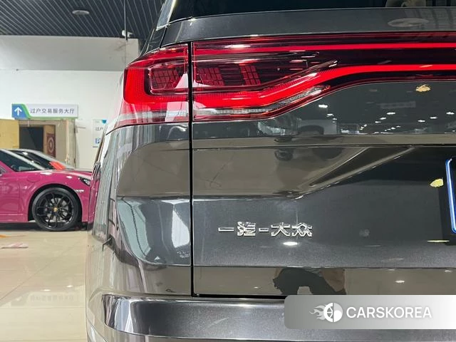Volkswagen Lanjing 2024 Темно-серый из Китая, фото 6
