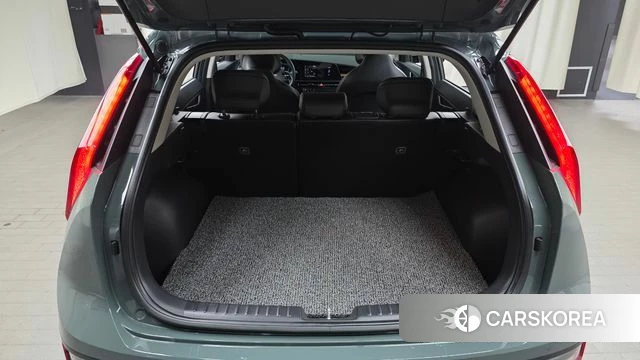 Kia Di Ol Nu Niro 2022 Темно-зеленый из Кореи, фото 6