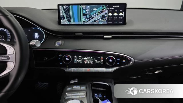 Genesis GV70 2023 Серый из Кореи, фото 6