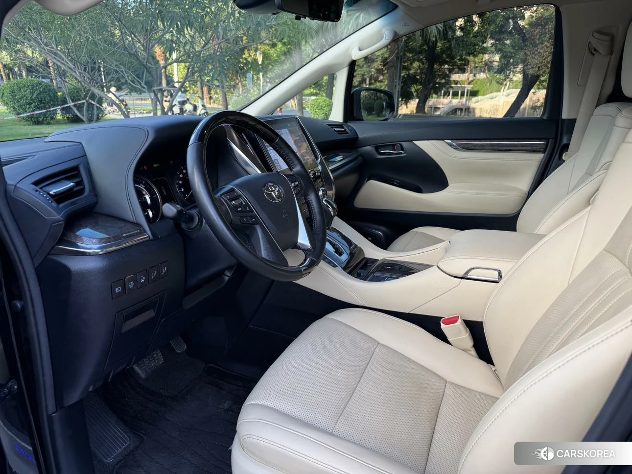 Toyota Elfa 2021 Черный из Китая, фото 6