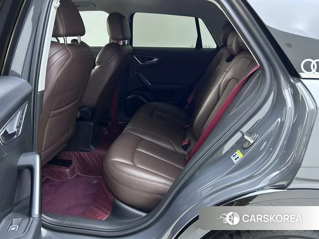 Audi Q2L id 4328778 из Китая 6