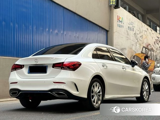 Mercedes-Benz Class A 2021 Белый из Китая, фото 6