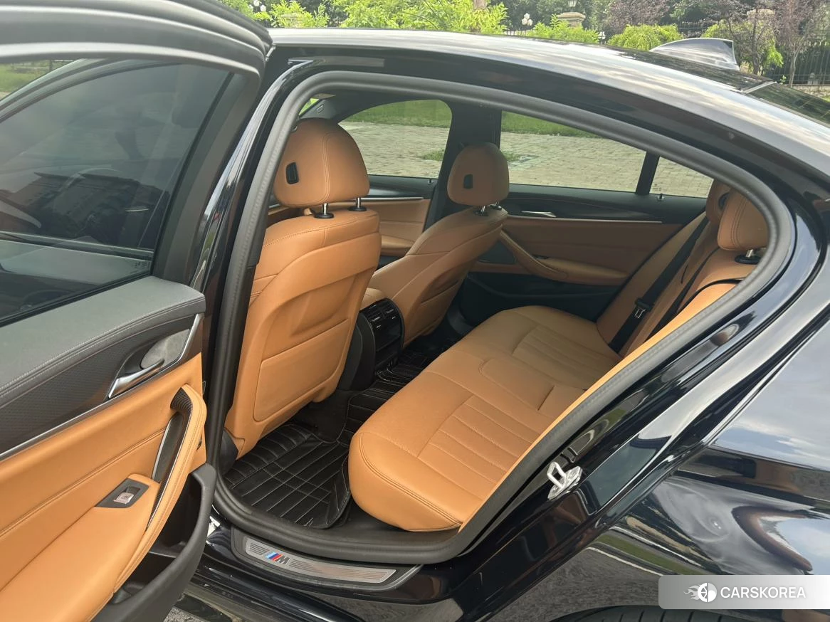 BMW 5 series (imported) 2021 Черный из Китая, фото 6