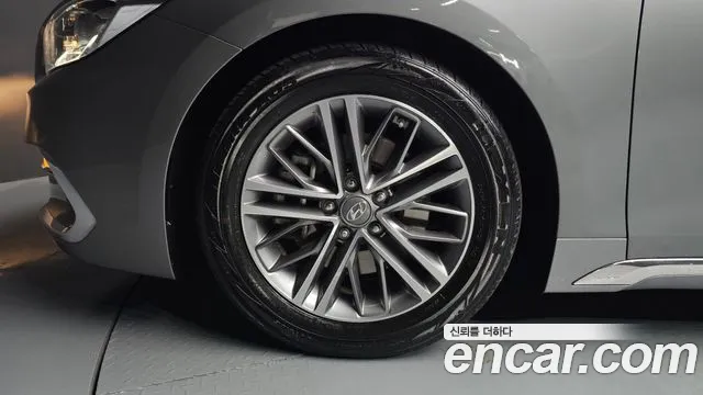 Hyundai Grandeur IG id 2520096 из Кореи 6