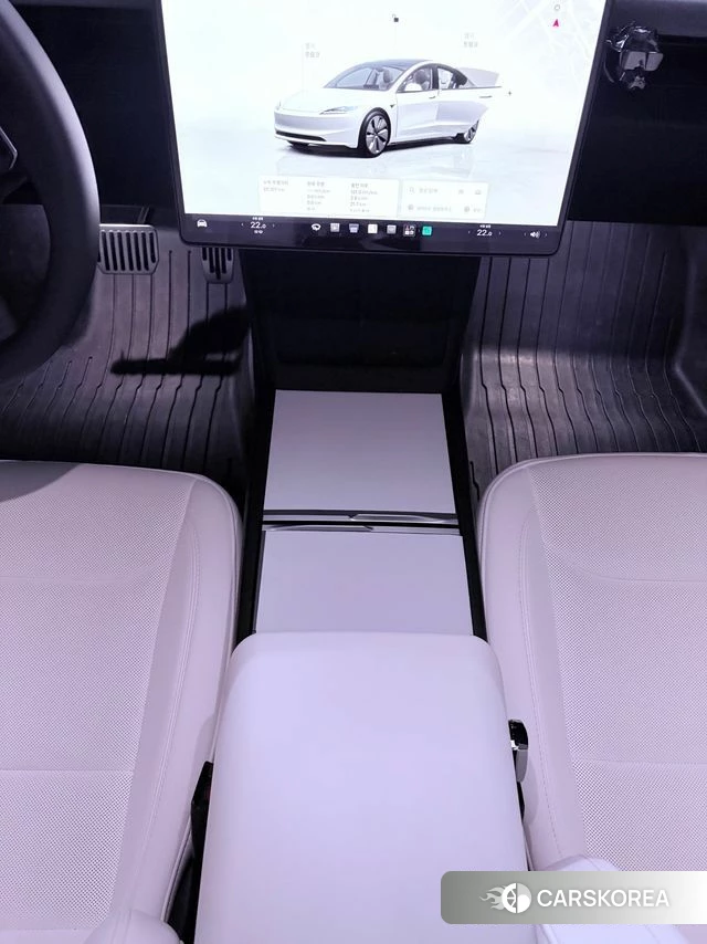 Tesla Model 3 2024 Белый из Кореи, фото 6