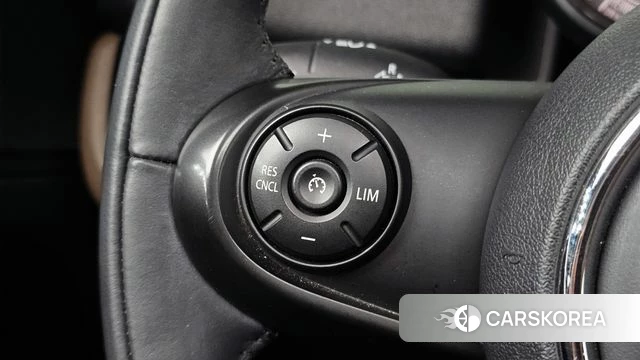 Mini Cooper Countryman 2019 Красный из Кореи, фото 6
