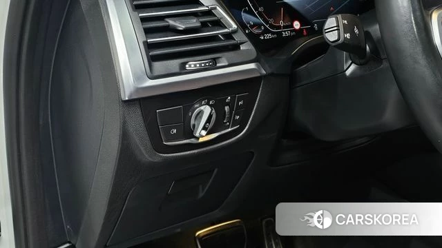 BMW X3 (G01) 2022 Белый из Кореи, фото 6