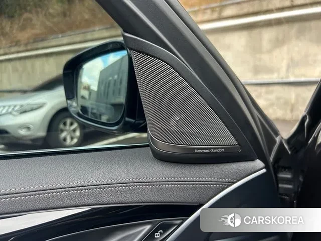 BMW 5 Series (G30) 2023 Серый из Кореи, фото 6