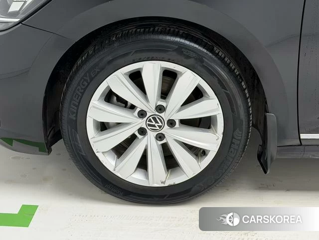 Volkswagen Passat 2021 Черный из Китая, фото 6