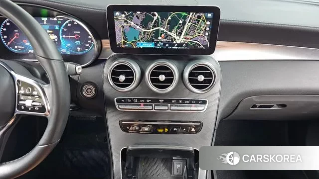 Mercedes-Benz GLC-Class X253 2023 Черный из Кореи, фото 6