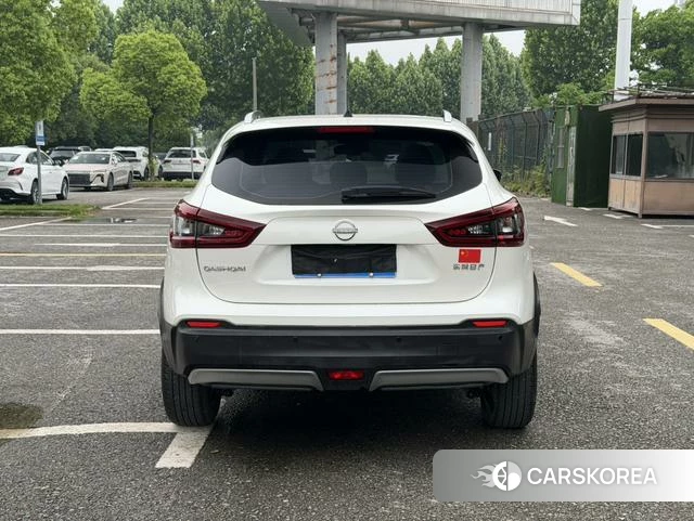 Nissan Qashqai 2023 Белый из Китая, фото 6